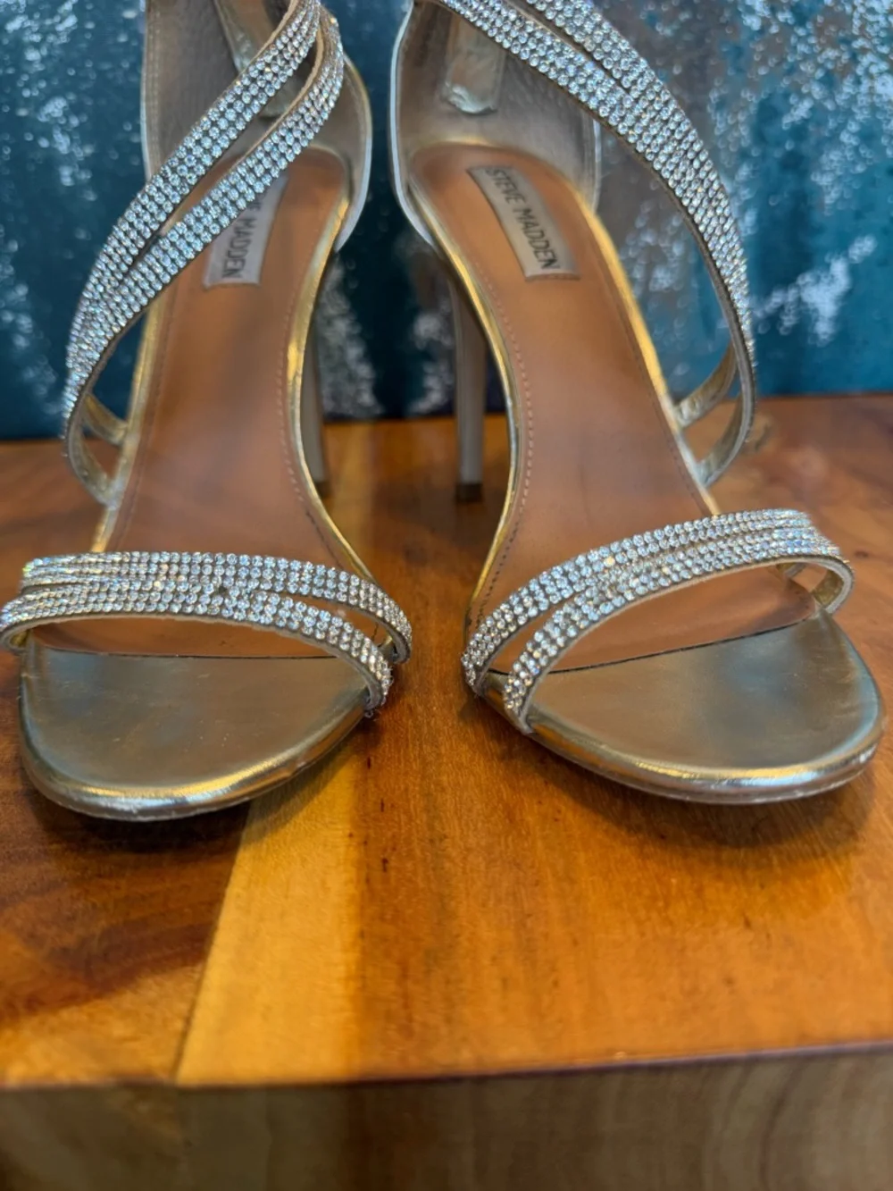 Steve Madden Glam Rhinestone Strappy Heels Gold/Silver 7.5 (GUC)